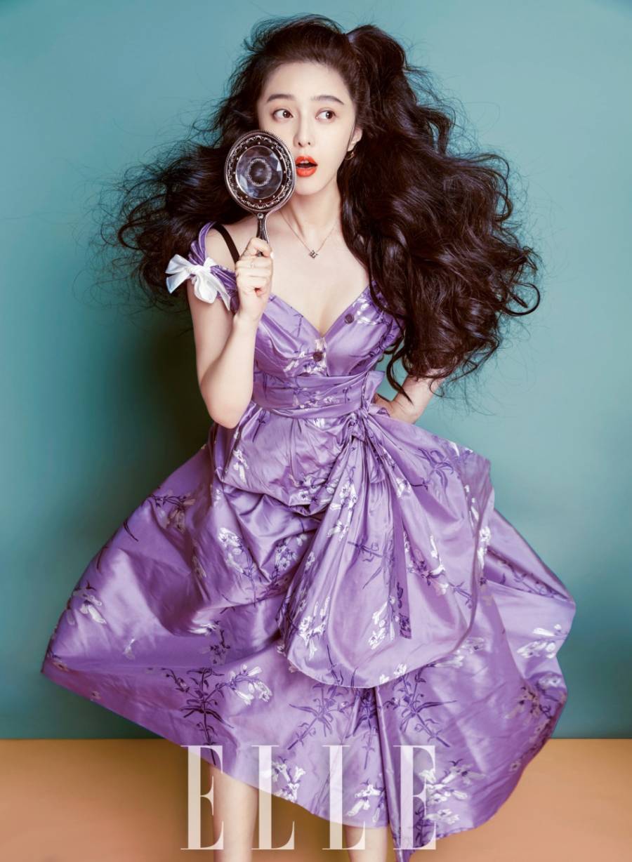 范冰冰杂志封面图片 抱猫卖萌俏皮可爱