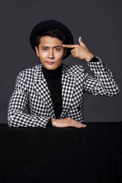 张丹峰最新写真大片 时尚型男魅力十足