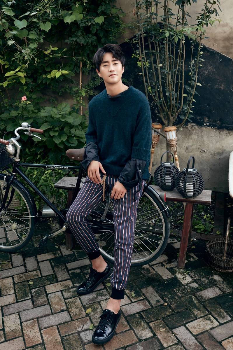 演员杨玏秋季慵懒写真曝光 变身雅痞绅士