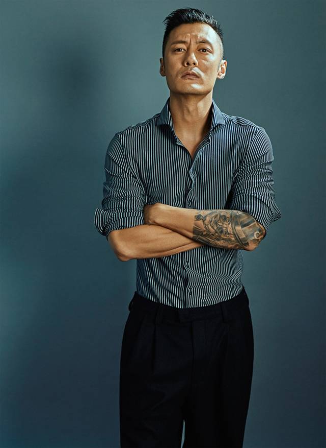 余文乐杂志写真大片 雅痞冷峻显型男范儿