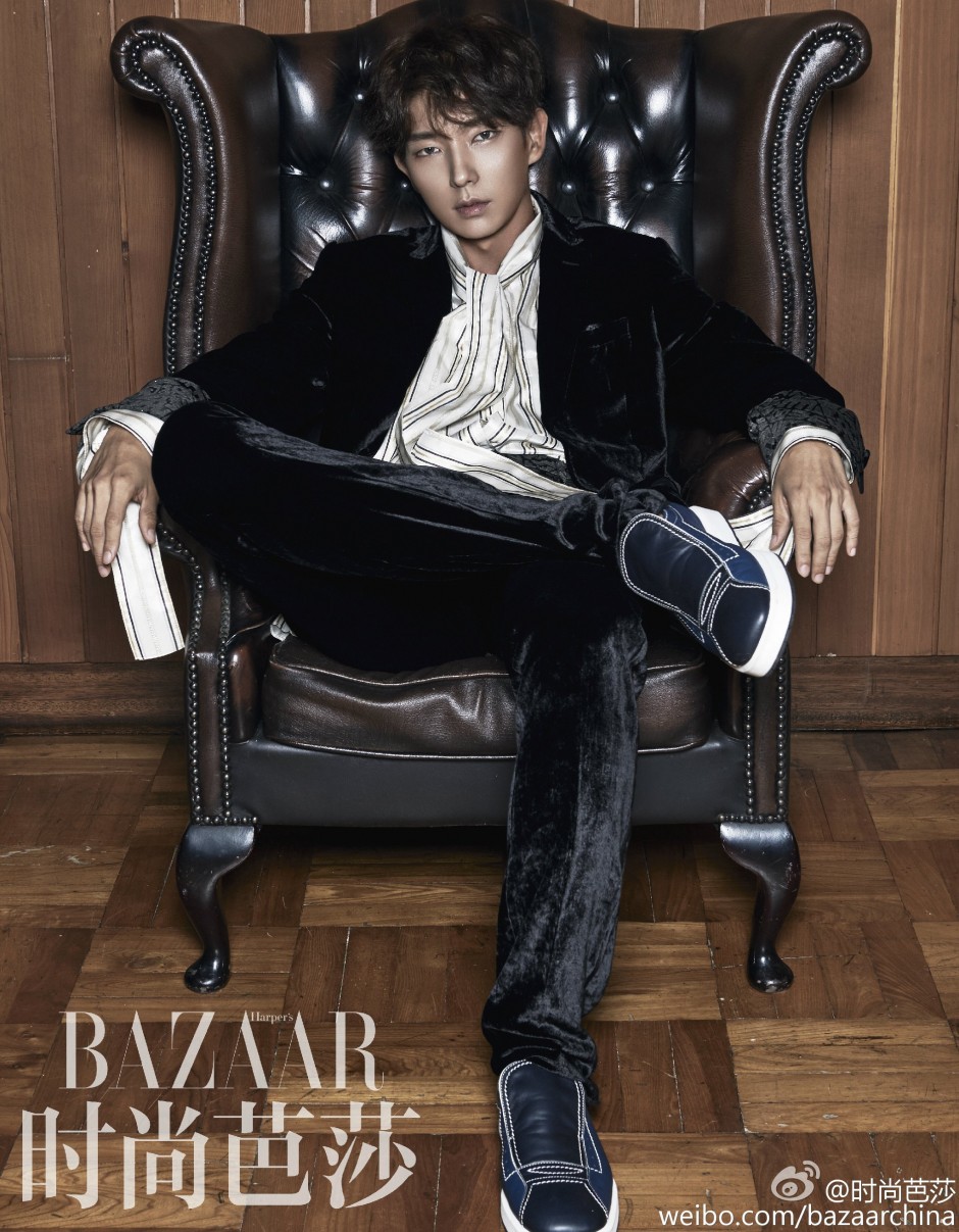 李准基时尚芭莎写真公开 鹅绒西装贵气十足