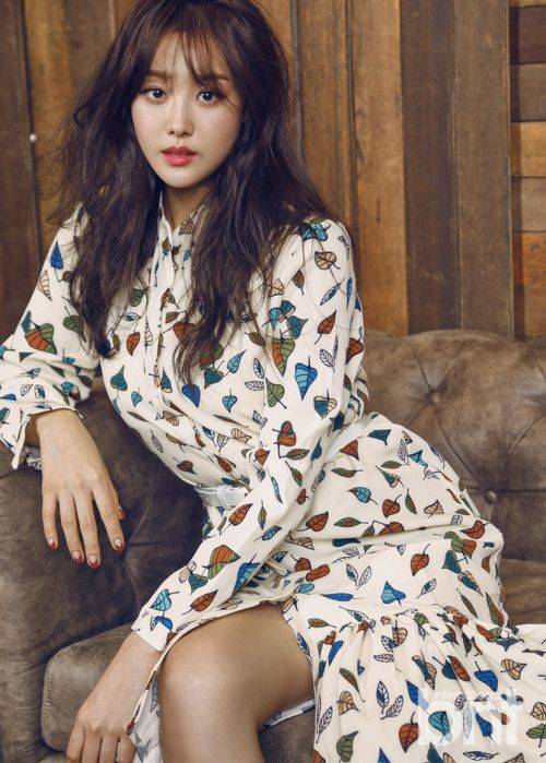 Secret成员宋枝恩写真 大眼闪闪展双重魅力
