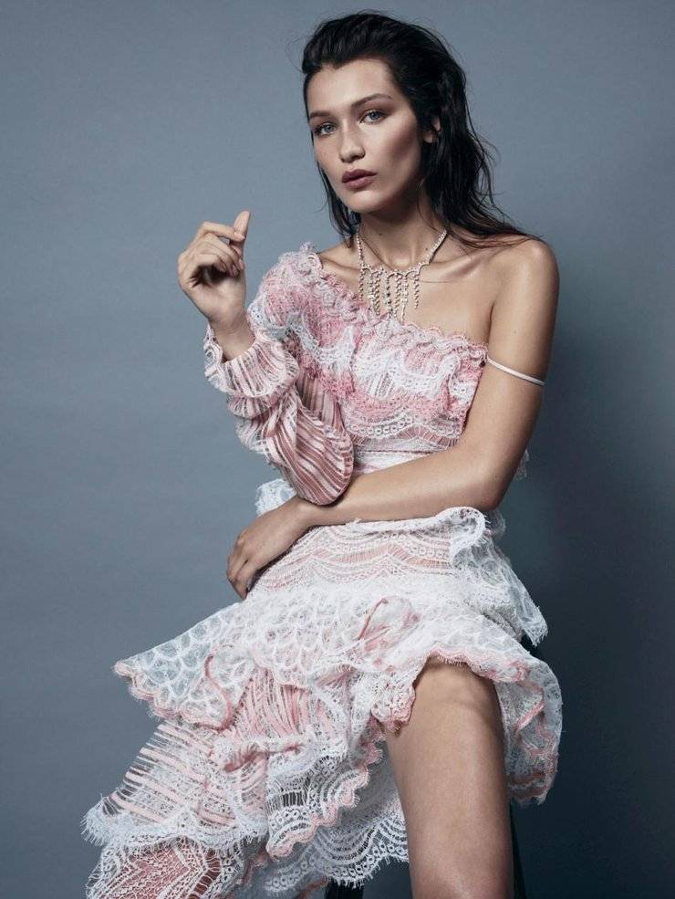 超模贝拉哈迪德时尚写真 大秀性感酥胸