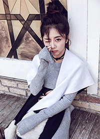 谭松韵时尚写真大片 清新亮丽尽显迷人风范