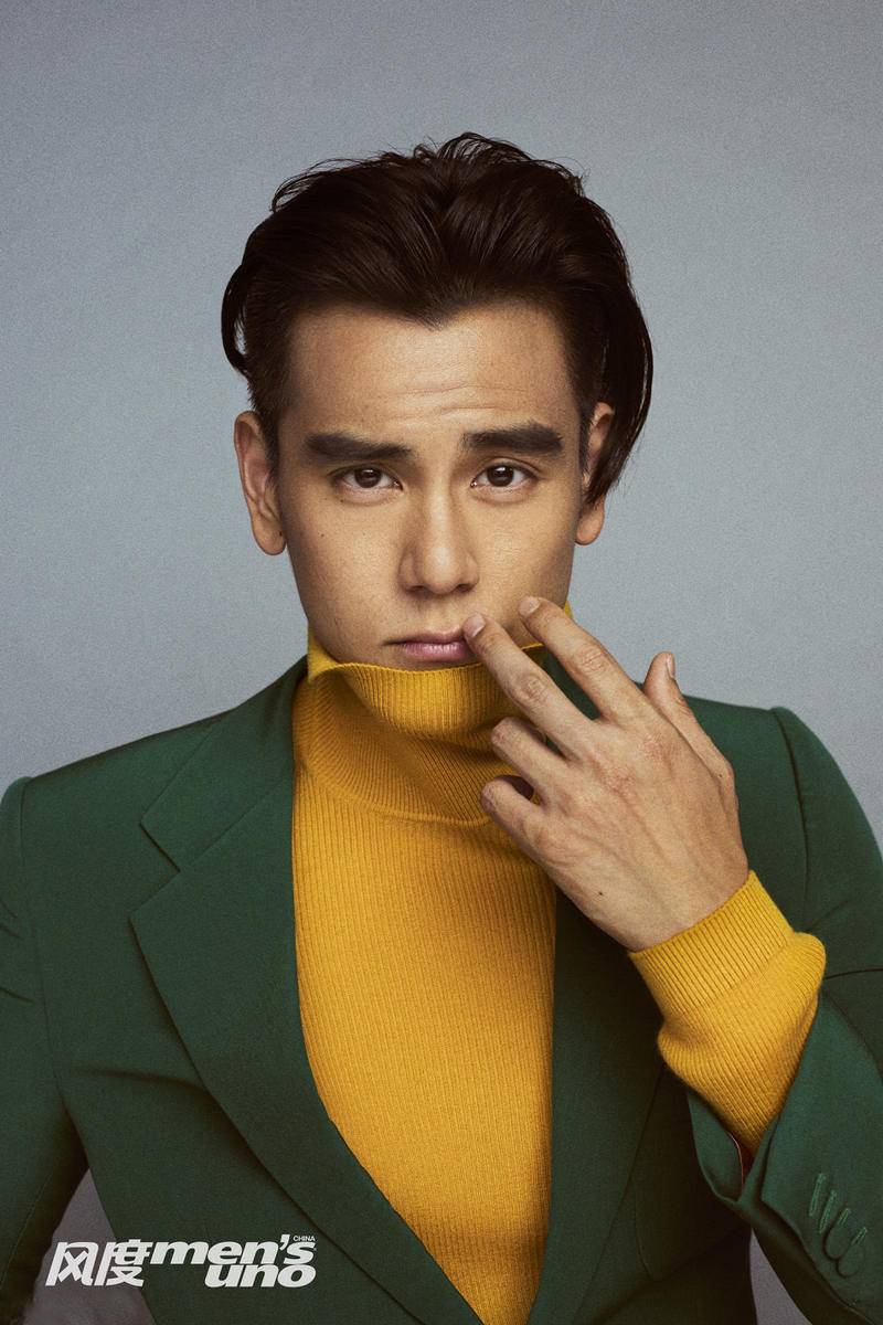 彭于晏登杂志封面写真 优雅秋装尽显轻熟气质