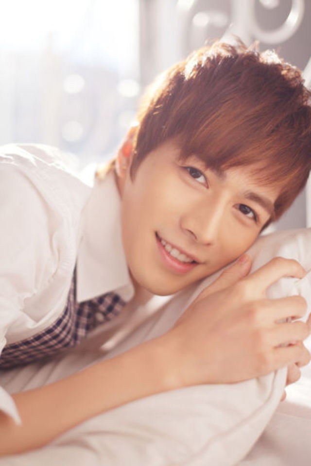 陈学冬帅气迷人私房照