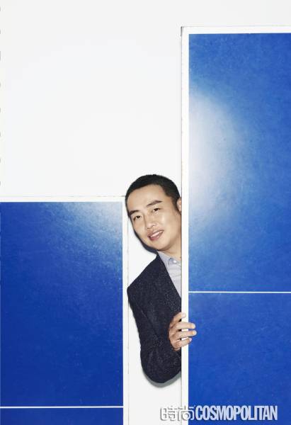 刘国梁马龙最新写真曝光 惨遭徒弟&ldquo;捆绑&rdquo;