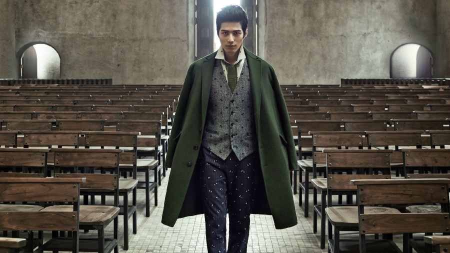 明星帅哥陈学冬教堂写照