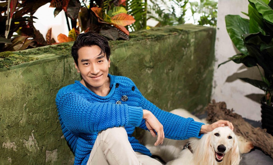 赵又廷时尚写真图片 浓浓秋意显暖男气质