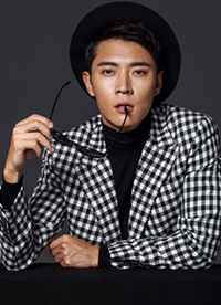 张丹峰最新写真大片 时尚型男魅力十足