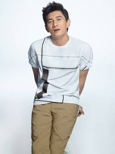 吴奇隆最新时尚写真大片 双面熟男自由更换