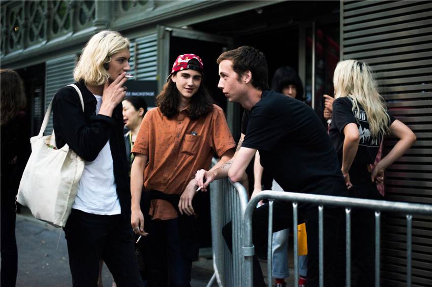 欧美型男街拍 演绎2016最潮时尚搭配