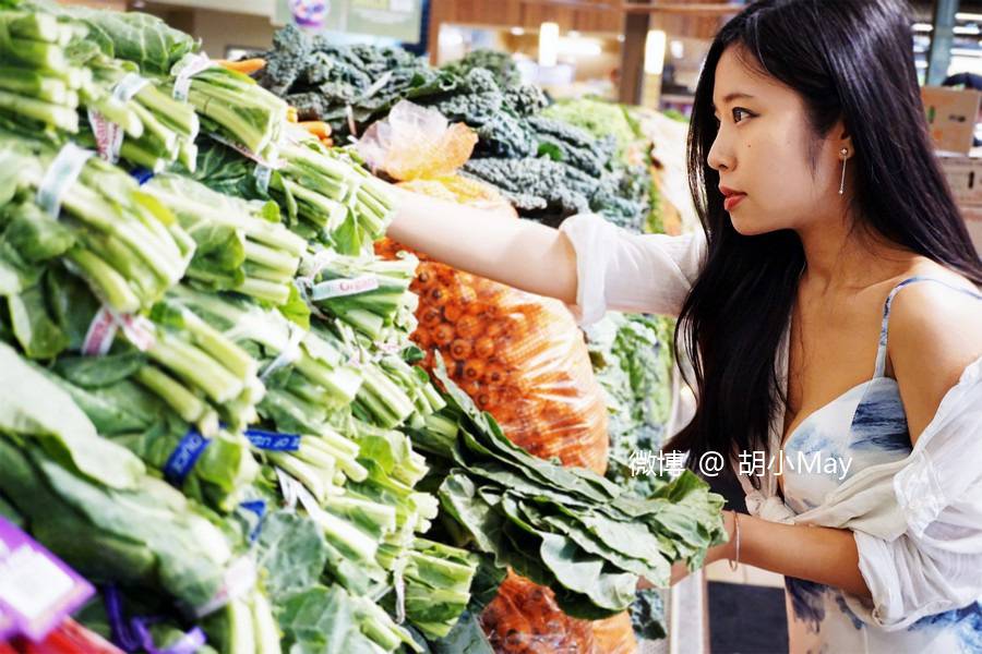 胡小May 吃货也可以性感和美丽