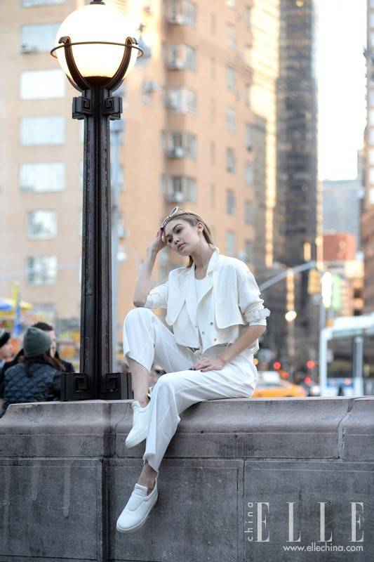 95后超模Gigi Hadid百变时尚街拍合集