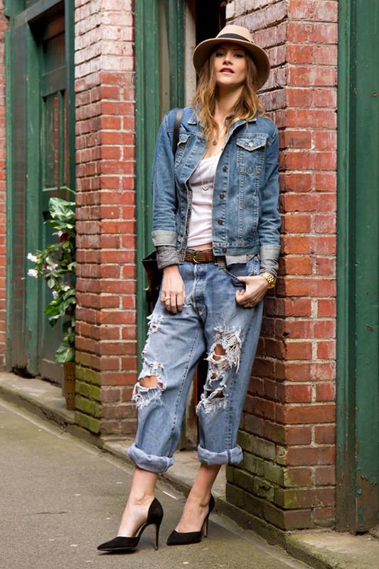 宽松牛仔裤怎么搭配？时尚达人给你不一样的感觉