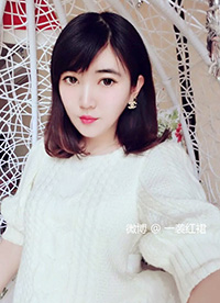 听一袭红裙边打游戏边跟你掰扯情感法律知识”