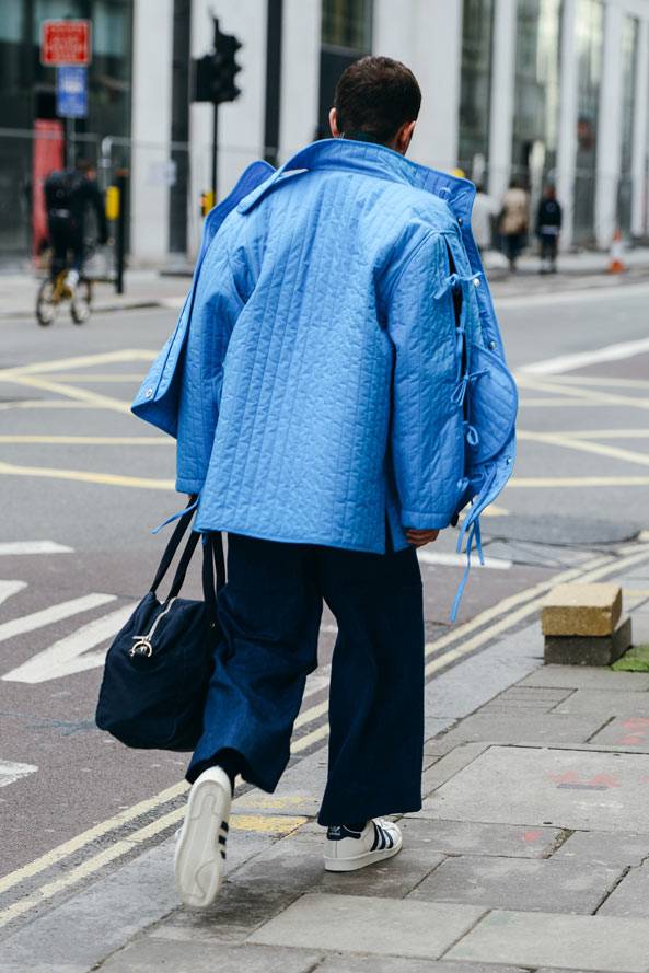 來瞧瞧型男大叔Nick Wooster等人的街头穿搭