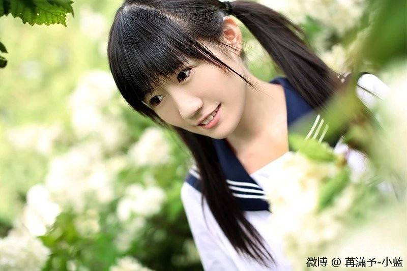 B站舞蹈系元气美少女蓝 来自二次元的治愈系少女