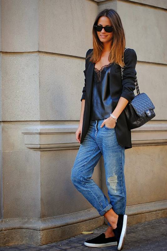 宽松牛仔裤怎么搭配？时尚达人给你不一样的感觉