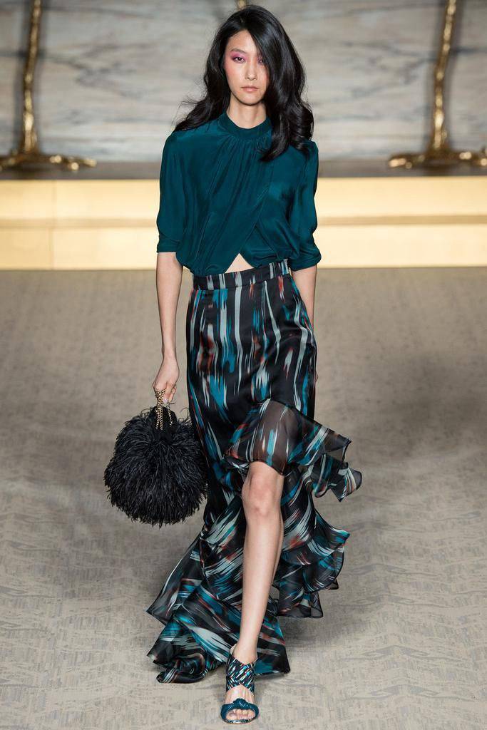 韩国模特朴智慧时尚简约实用街拍