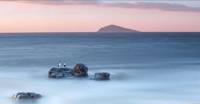 海边礁石风景图片