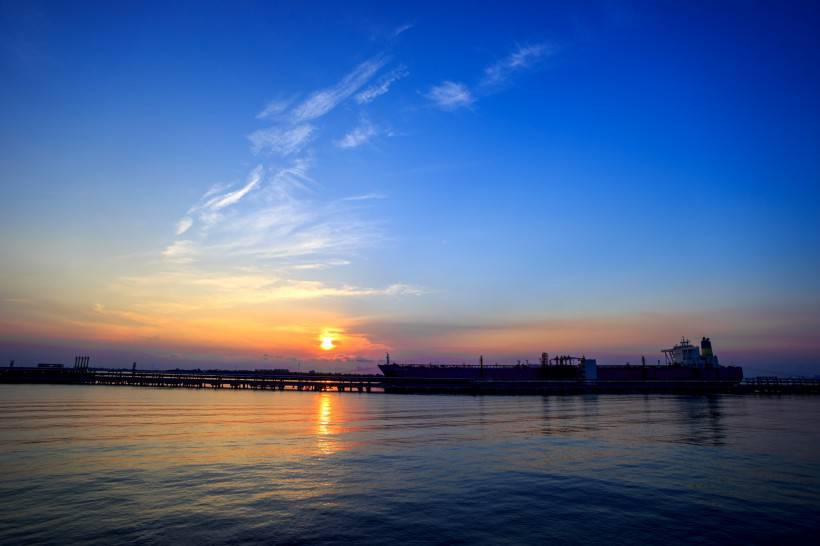 海边云彩晚霞风景图片欣赏