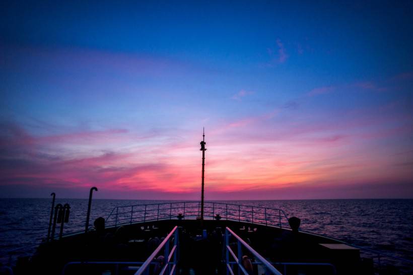 海边云彩晚霞风景图片欣赏