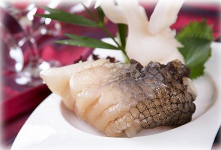 鳄鱼肉炖虫草花  鳄鱼肉的营养成分有哪些