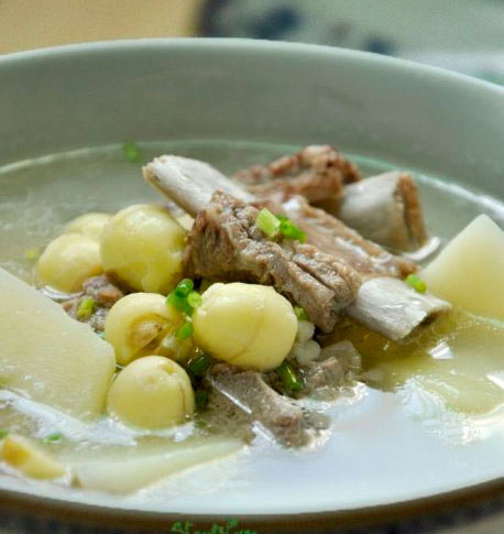 土豆排骨汤