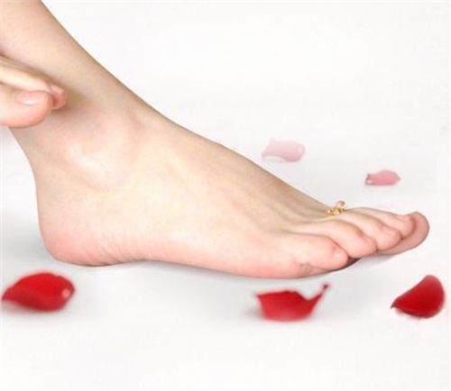 快速治疗脚臭 12种有效方法你要知道