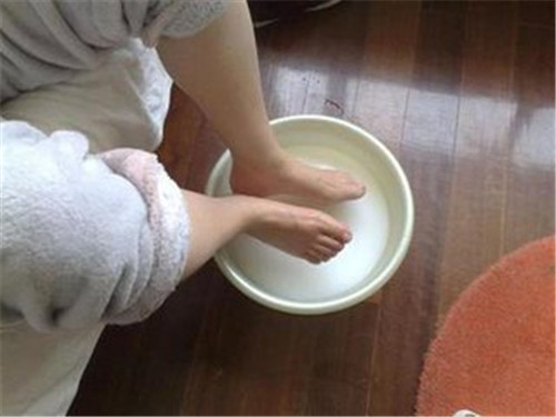 脚气怎么治疗 16偏方来帮忙