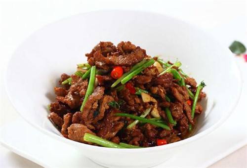 地道的农家菜小炒肉的做法