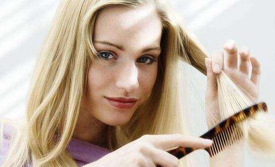 经常梳头发的好处 正确梳头发的步骤