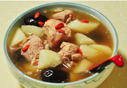 排骨山药汤的做法 营养极其丰富具有滋补作用