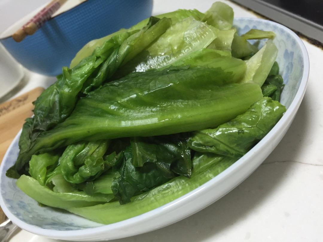 蚝油生菜的做法 这样做秀色可餐的生菜出炉了