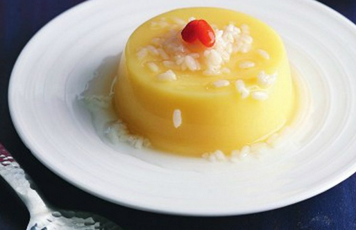 鸡蛋布丁的做法 学学怎么做吃不腻的鸡蛋布丁