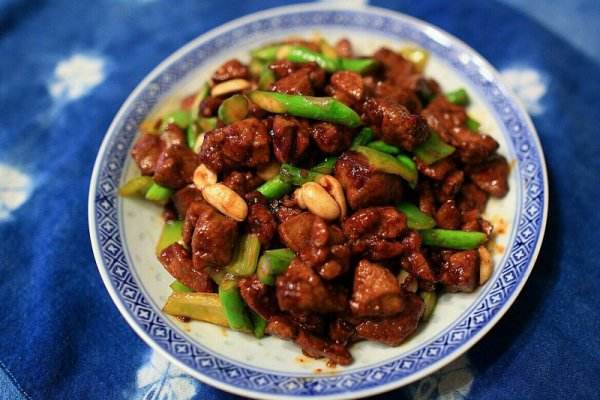 爆炒鸡肝怎么做好吃 窍门在这哦