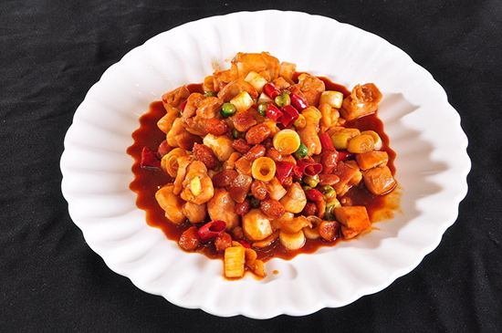 家常的宫保鸡丁的做法，让你爱不释口