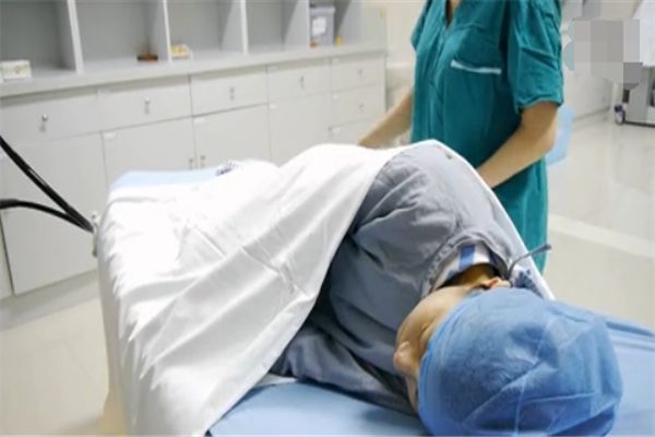 结肠镜检查的方式 以及检查注意事项