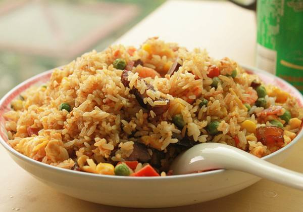 酱油炒饭 这样炒好吃忘不了