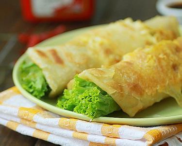 详细的鸡蛋饼的做法，好吃又好看