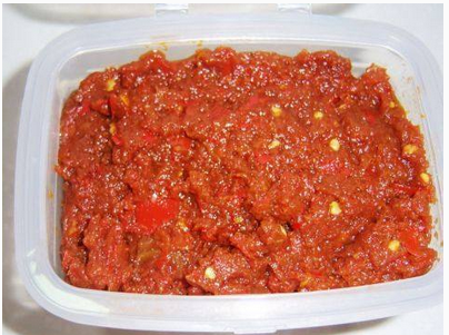 蒜蓉辣椒酱做法 百搭作料的蒜蓉辣椒酱要如何做才好吃