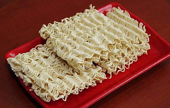 速食面 常吃对身体危害大