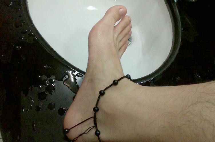 脚出汗怎么办几种方法助你爽起来