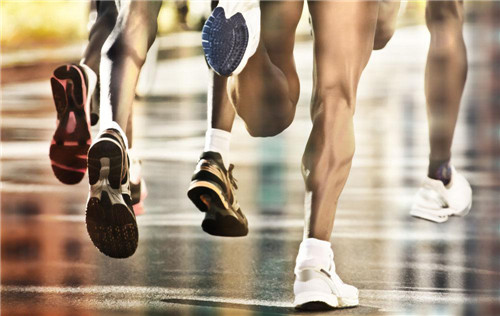 关于运动鞋如何除臭的16个小妙招 你可能还不知道