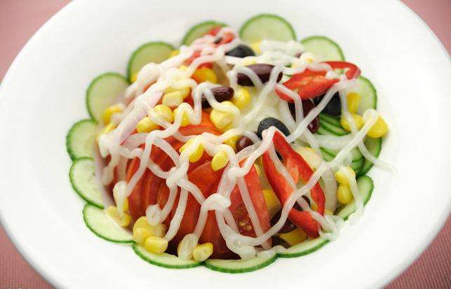 几种让水果沙拉更加美味的方法你知道吗