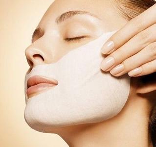 自制祛斑补水面膜 八款自制纯天然补水面膜