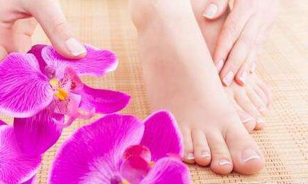 怎么样治脚气的方法及16个偏方供你挑选