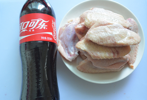 可乐鸡翅的详细做法 最正宗的做法