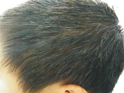 如何白发变黑发 几个食疗偏方摆脱白发